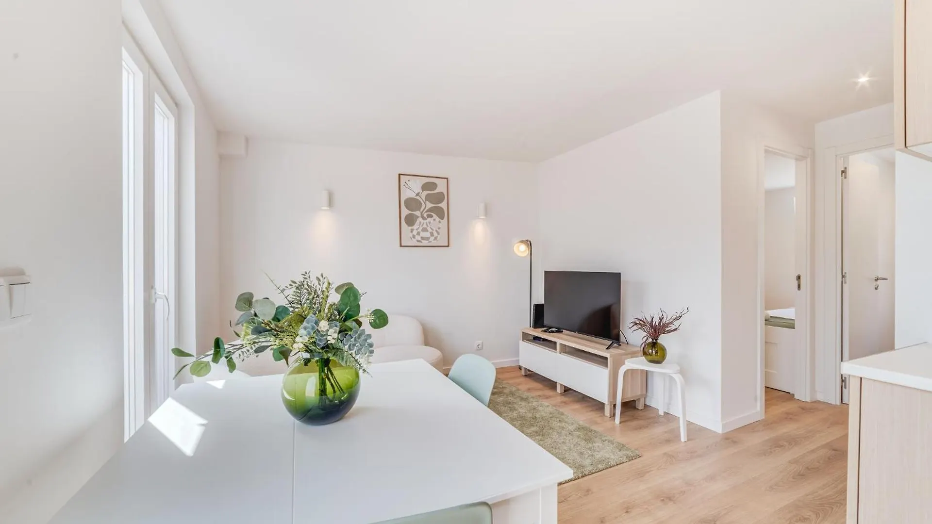 Campolide Charm Apartments II 리스본 0*,  포르투갈